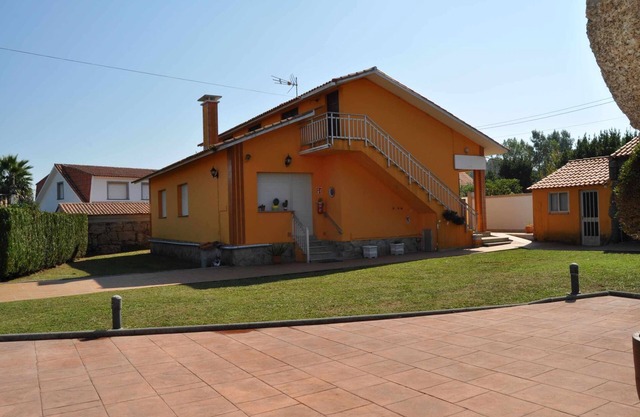 CACHEIRAS AUREA HOUSE