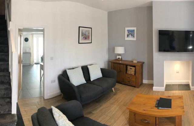 CAERNARFON Quality Townhouse