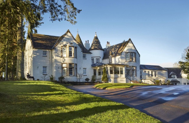 Cairn Lodge