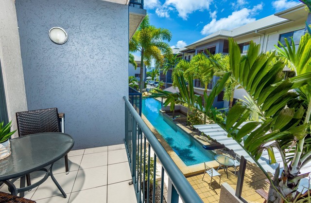 Cairns City Oasis King Bed Studio; Pool & BBQ
