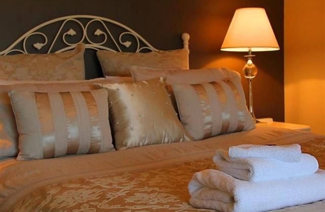 Cambridge Coach House