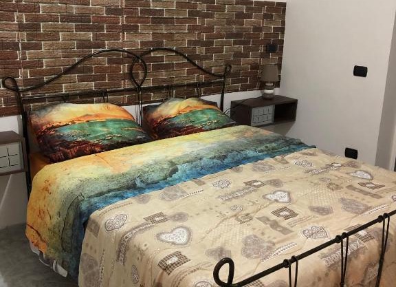 Camera dell' antico Arco Romano