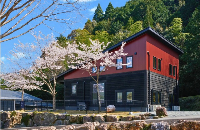 CAMP 2SLDK with wooden deck and sauna for up to/Watarai-gun Mie