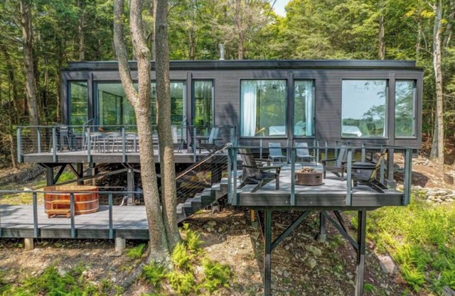 Camp Double Oak Modern Lakeside Retreatn