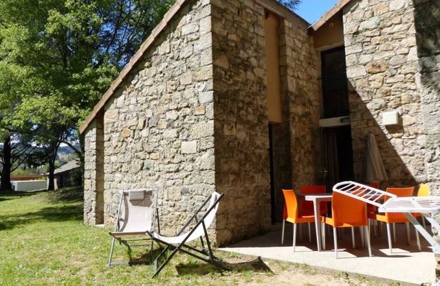 Camping 3 étoiles - Piscine - ccaiibf