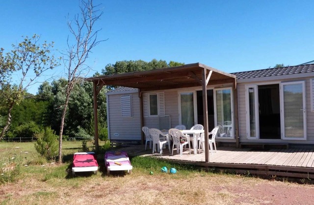 Camping 5 étoiles - Parc aquatique - eebaga