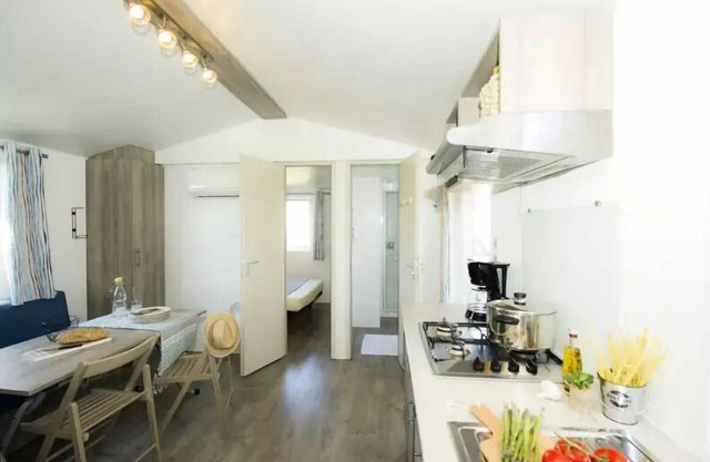 Camping Le Castellas* - Mobile Home Classic XL 3 Rooms 5 adults + 1 child under 12 years old