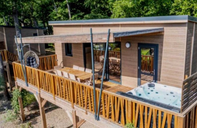 Camping - Parc aquatique - eeiffg