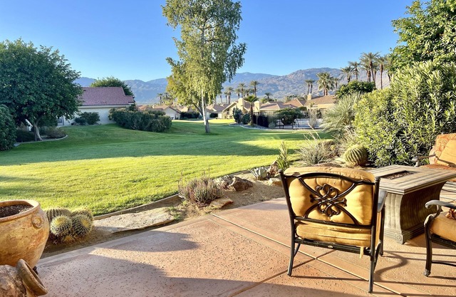 *Canadian Owned* Private Villa in Silver Sands Racquet Community