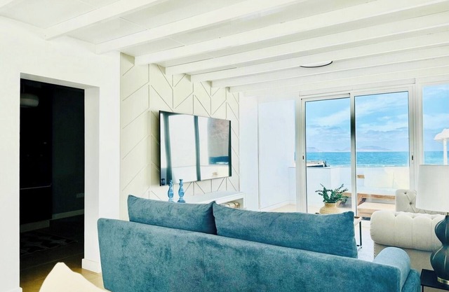 Canaryislandshost I Marino