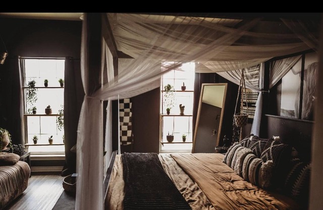 Can’t wait to host you @ Salt&Shroom. nCome for the comfort, stay for the vibe!