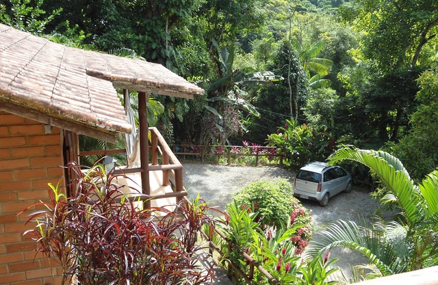Canto das Águas bungalows, waterfall with natural pool