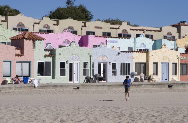 Capitola Venetian Beach House #4 - Beachfront - 3-day min