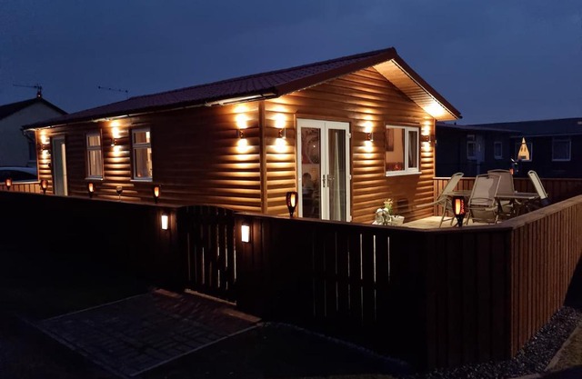 Captivatingly Stunning 2-Bed Chalet in Bridlington