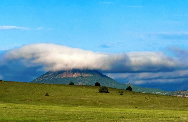 Capulin Volcano View House!