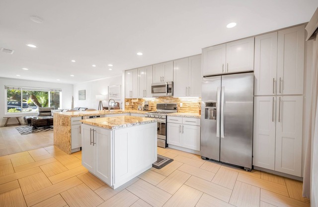 Cardiff Modern Beach Condo