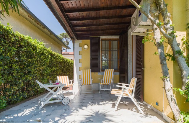 Carlotta by Interhome