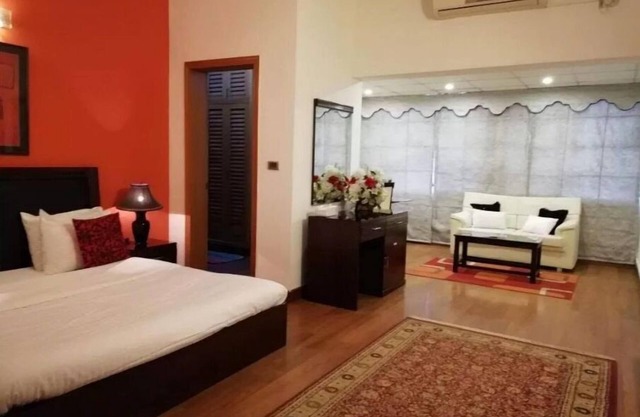 Carnations Suites - Luxury Rooms in the heart of Islamabad!