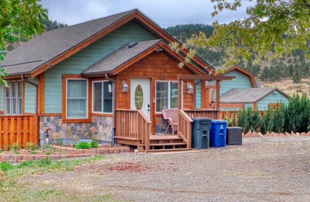 Carter Lake Valley Home