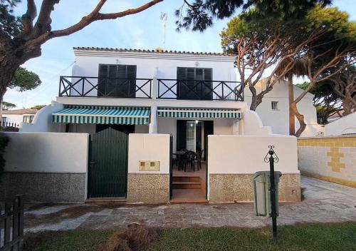 Casa adosada a 200 metros de la playa