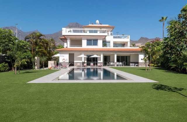 Casa Amelia by Tenerife Villas Online.