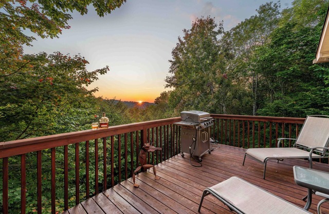 Casa Bella – 5 Min to Beech Mtn Resort + Hot Tub