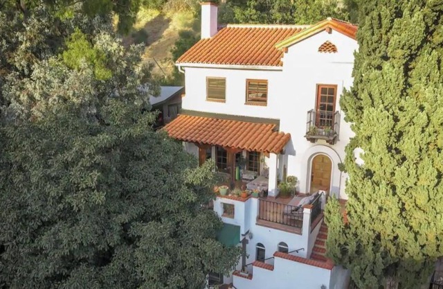 Casa Blanca- Spanish Paradise in the hills.