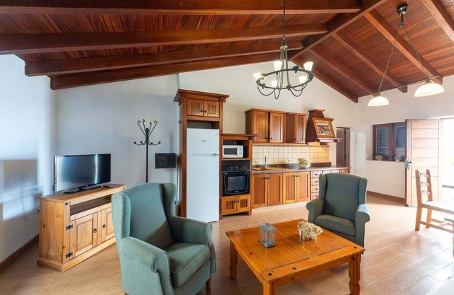 Casa Café - Rural charm with all the comforts of home