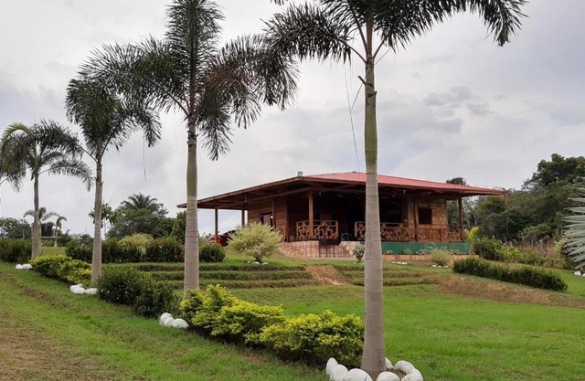 Casa Campestre Reina María