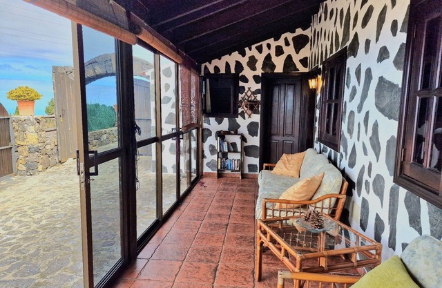 Casa Canaria Drago in Icod de los Vinos by HRTenerife Netn