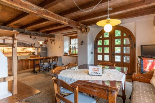 Casa Carincio, Falesina Ospitar