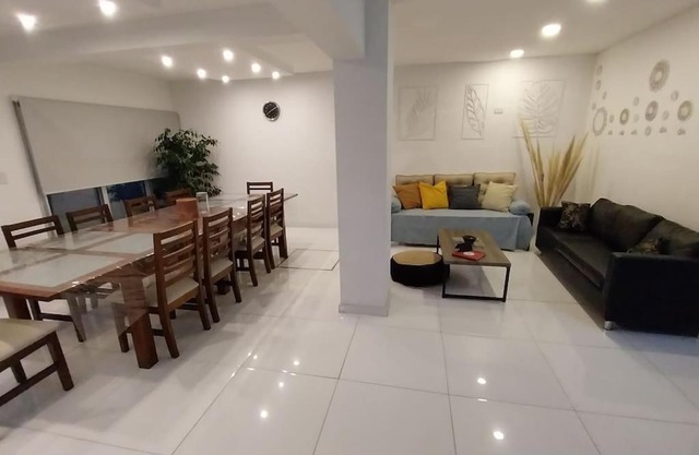 Casa con pileta mirador de cabildo