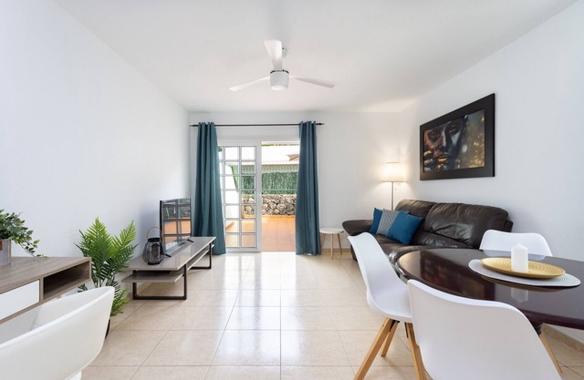 Casa de sol y playa en Adeje. WIFI.