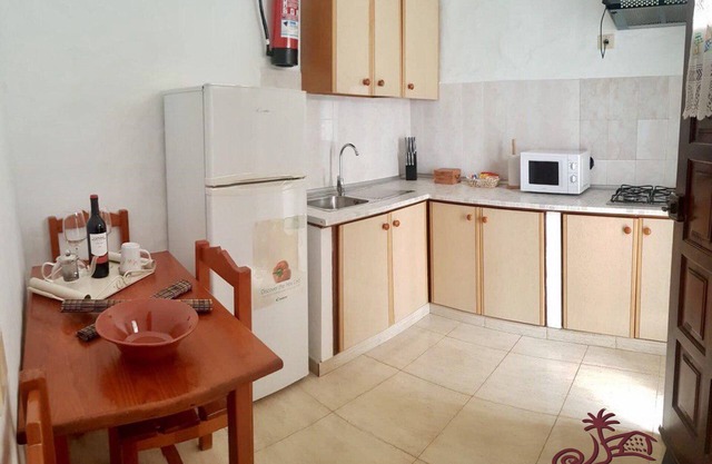 Casa del Cuartel I, 4 people