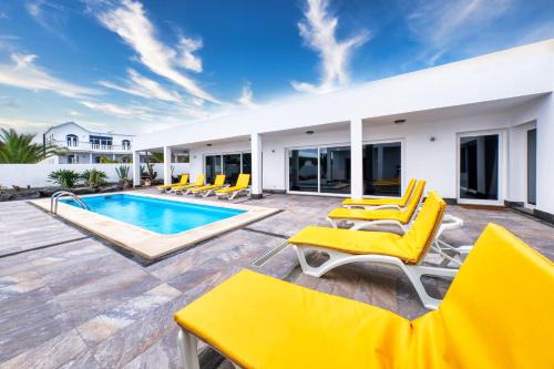 Casa Eden - Naturist area, Private Pool and BBQ By Lanzarote Vacation Homes
