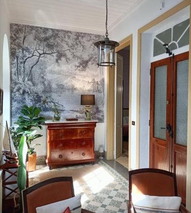 Casa emblematica en entorno de cuento