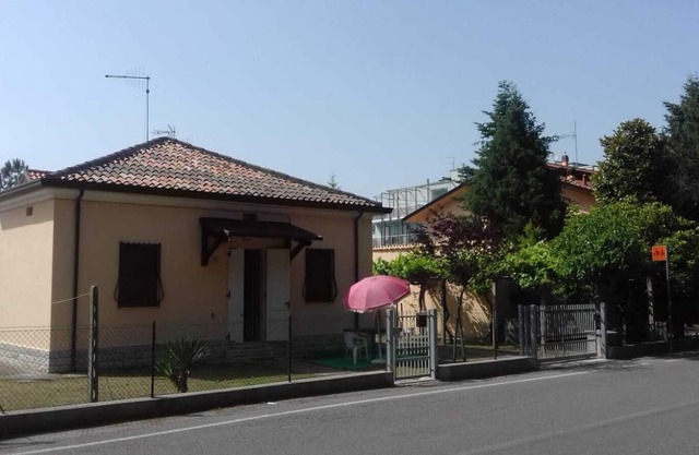 Casa Giambi a stone's throw from the beaches and the center of Igea Marina