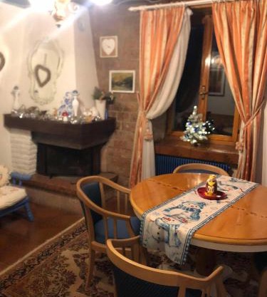 Casa Gugjet Cuore Carnico - appartamento Zoncolan - giardino - no scale - parcheggio e 4 zampe gratis