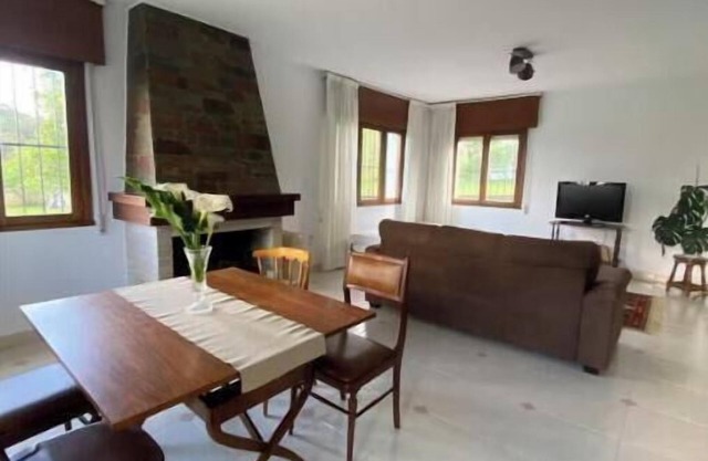 Casa Lupe – Country House with Garden & BBQ