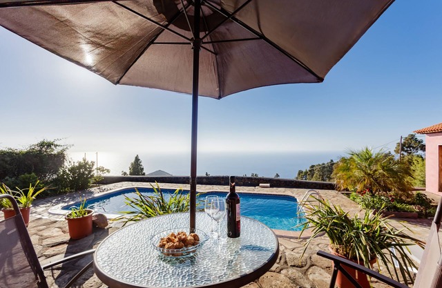 Casa Rural La Verada with private pool in the Northwest of La Palma