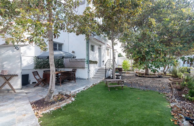 'Casa Rural Siete Puertas' with Mountain View, Private Garden and Wi-Fi