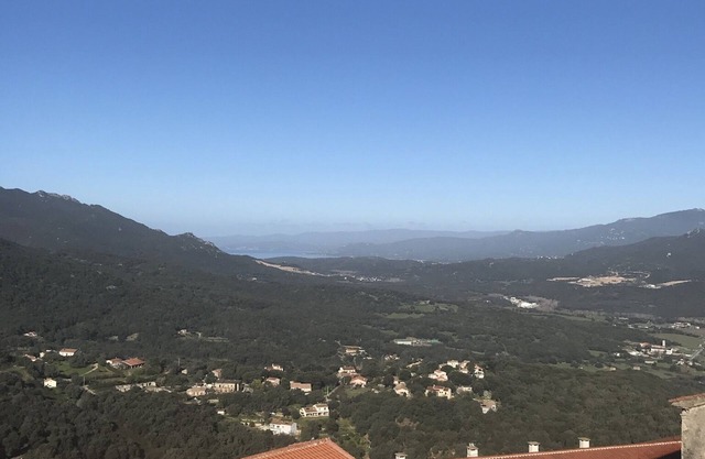 Casa sant'Anna - In the heart of old Sartène - views over the valley to the sea