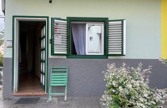 CASA TORTUGA. Apartment with terrace. 1 minut from the beach. Free wifii