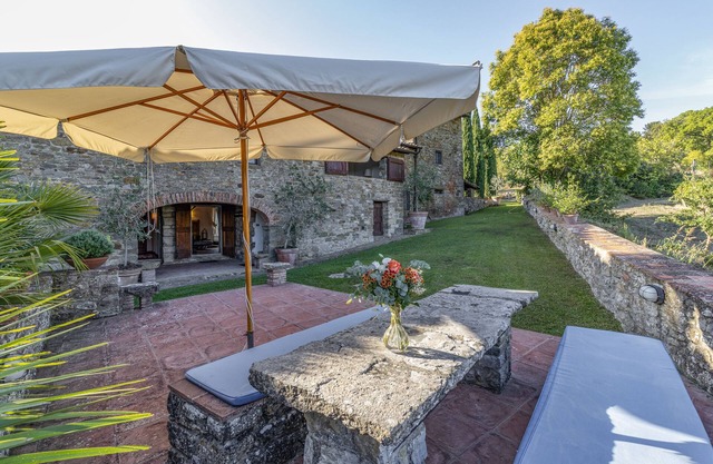 Casale Al Sole Tra Le Vecchie Vigne 6, Radda in Chianti, Italy