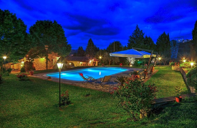 Casale Giovanna 6+1, Emma Villas