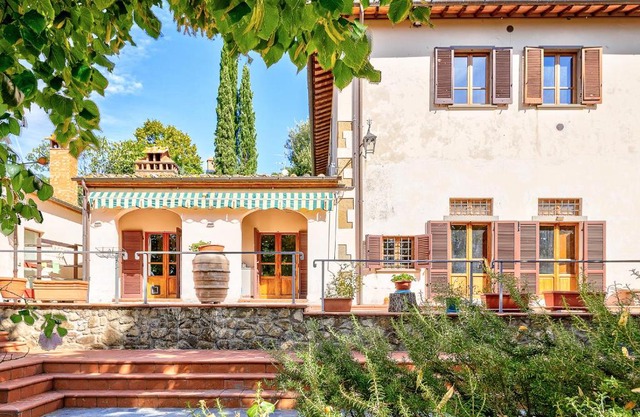 Casale - I Tre Cipressi