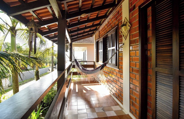 Casarão c/Terraço, 150m da Praia em Itajubá P2354