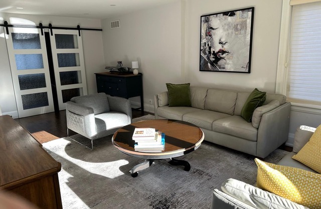 Case del Sole: nYour Sunlit Sanctuary