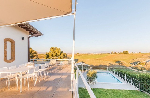 CASELLO 12, Holiday House in Sicily, swimming pool, sea and relaxation!