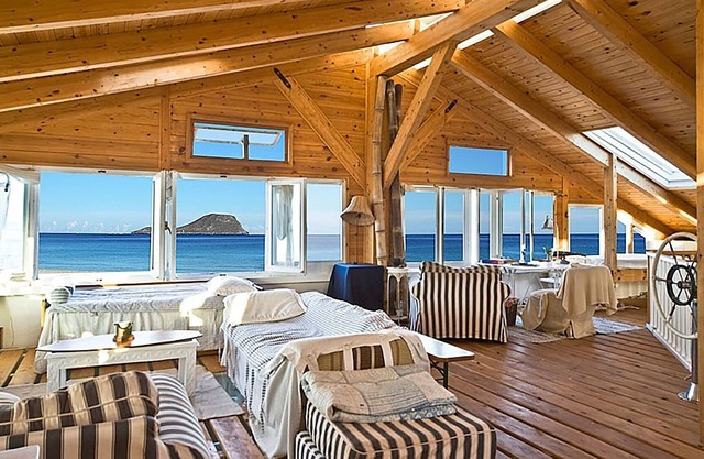 Caserío Levante Norte, villa on the very first line of the Mediterranean